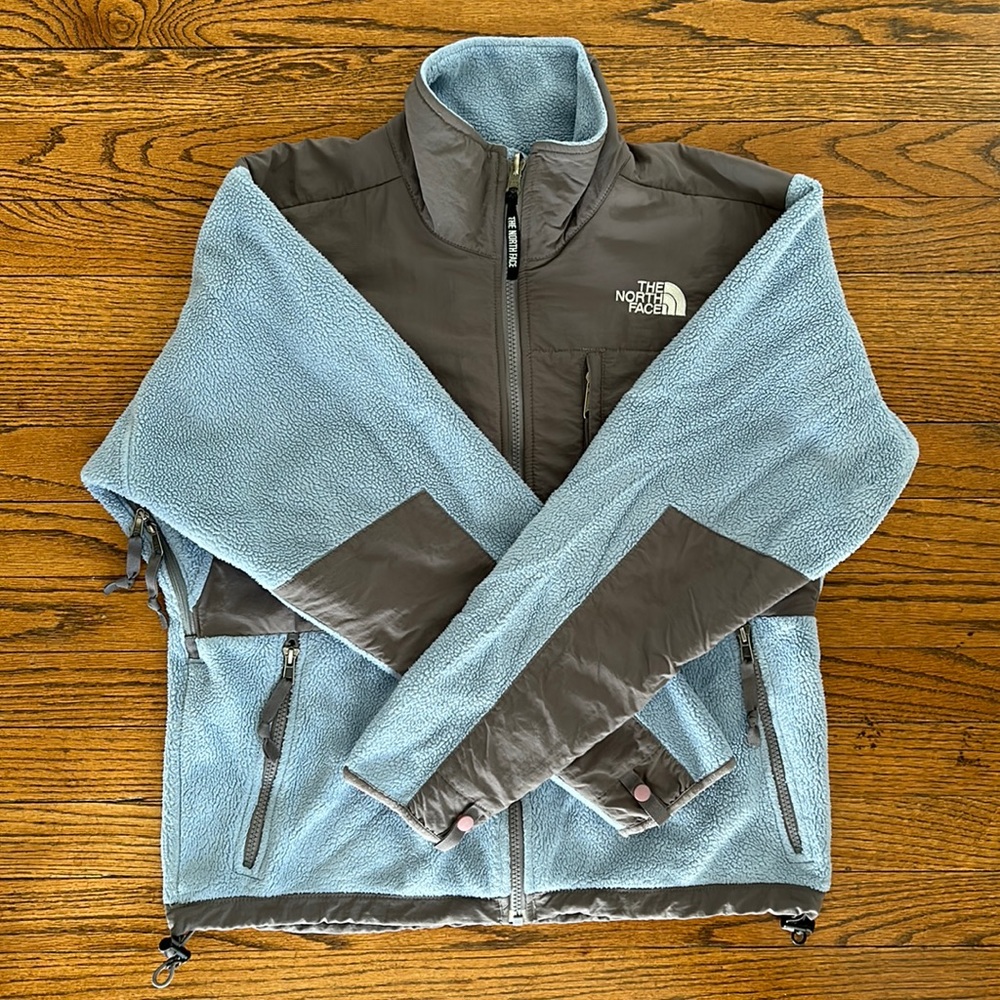The North Face Denali Fleece Jacket (Women’s Small)
